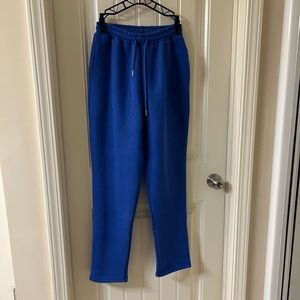 NWT ADIKA SWEATPANTS SIZE SMALL